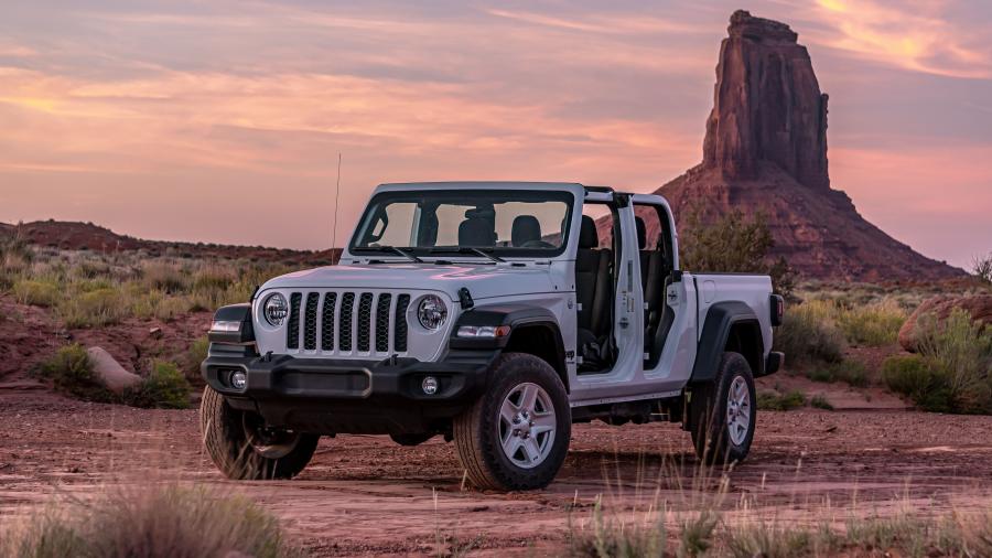  Jeep Gladiator Sport (JT) 2019 года  (NA) (фото 1 из 26)